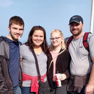 Meet your Posher, Andrea